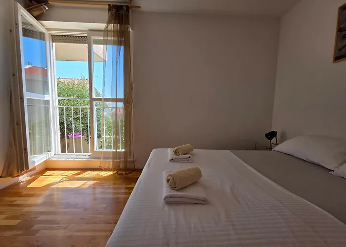 Trstenik Apartment *