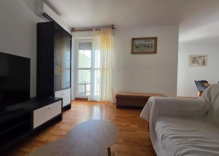 Apartment Trstenik *