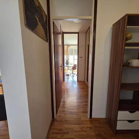 Trstenik Apartman *