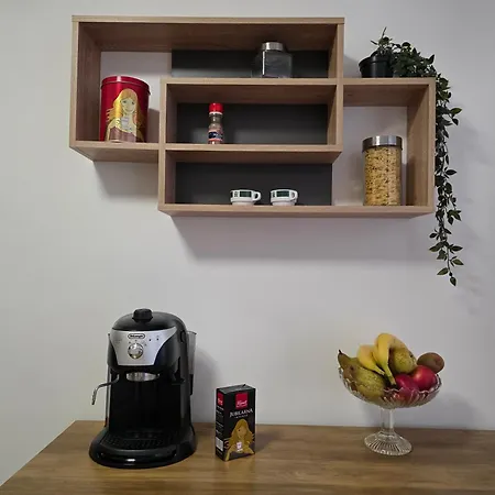 Trstenik Apartman *